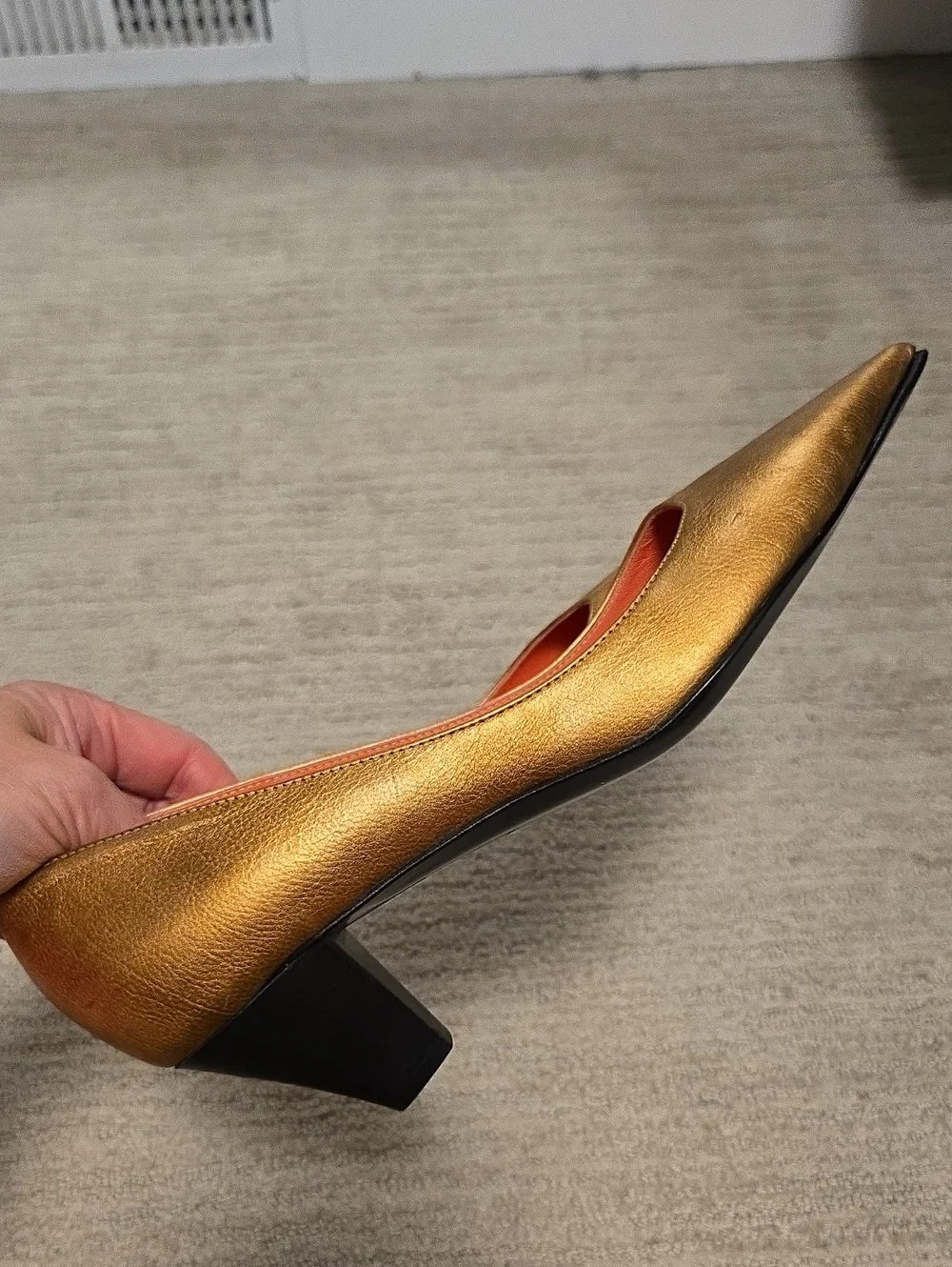 NWOT BOTTEGA by Bottega Veneta Metallic Mid-Heel Pumps-Bronze